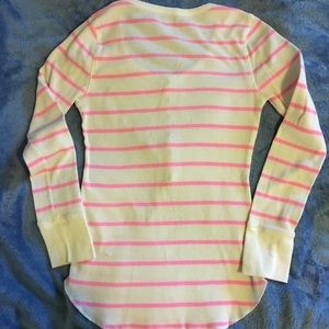 🎉Sale!🎉 Striped thermal knit long sleeve henley